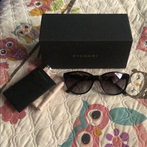 Women’s sunglass